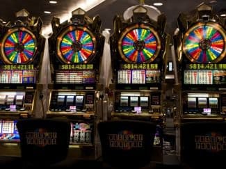 Cómo ganar en las máquinas tragamonedas de los casinos